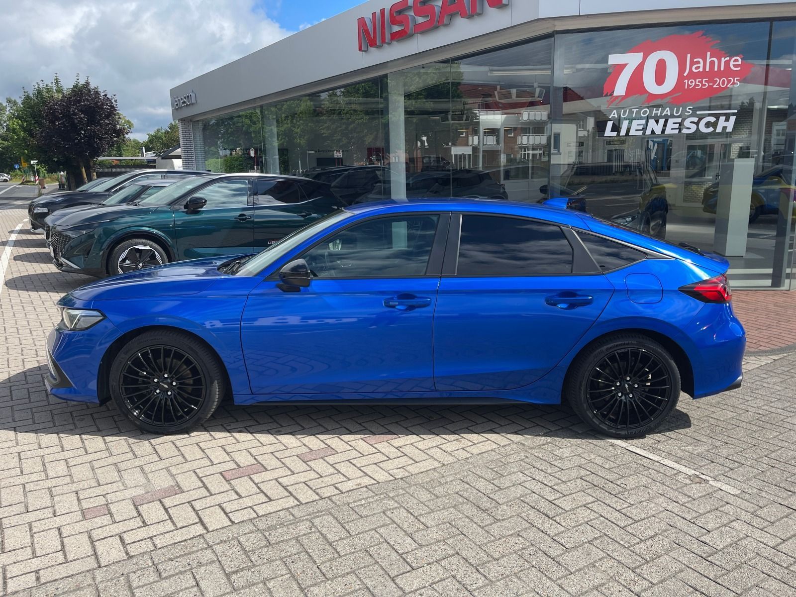 Fahrzeugabbildung Honda Civic Lim. 5-trg. e:HEV Sport Klima/Navi/Kamera