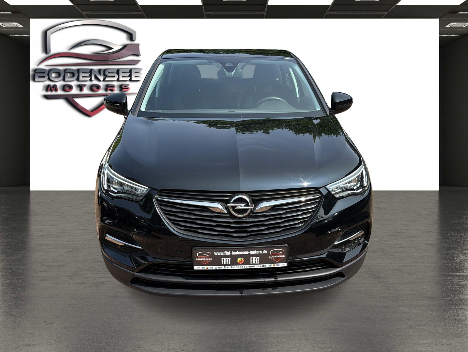 Fahrzeugabbildung Opel Grandland X 1.2 Turbo 96kW Edition Auto