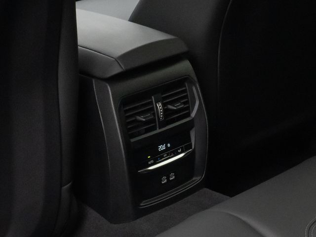 Foto Nummer 28: BMW 318i