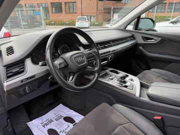 Audi Q7 - 11