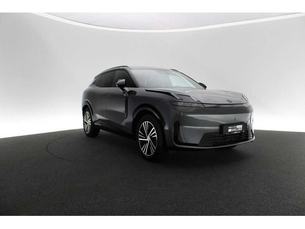 Lynk & Co 08