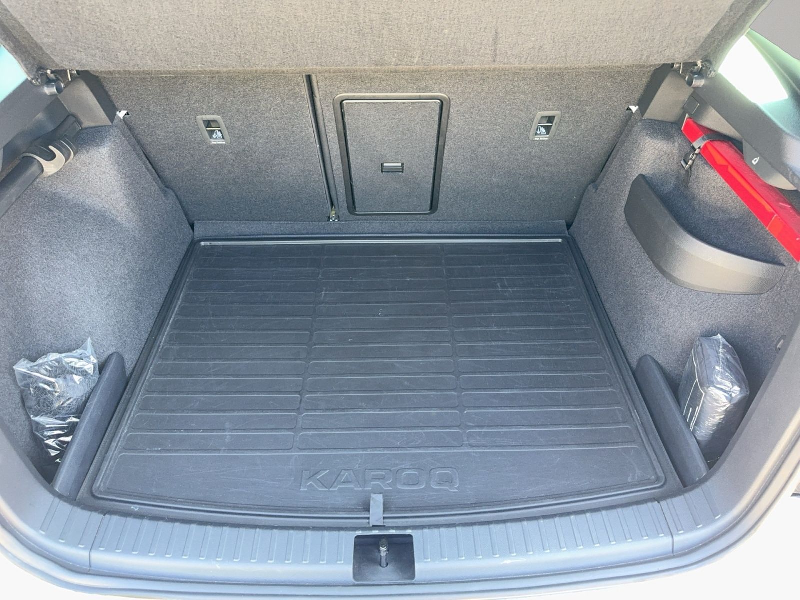 Karoq 2.0 TDI 4x4 Tour, AHK, Navi, RearView, Kes