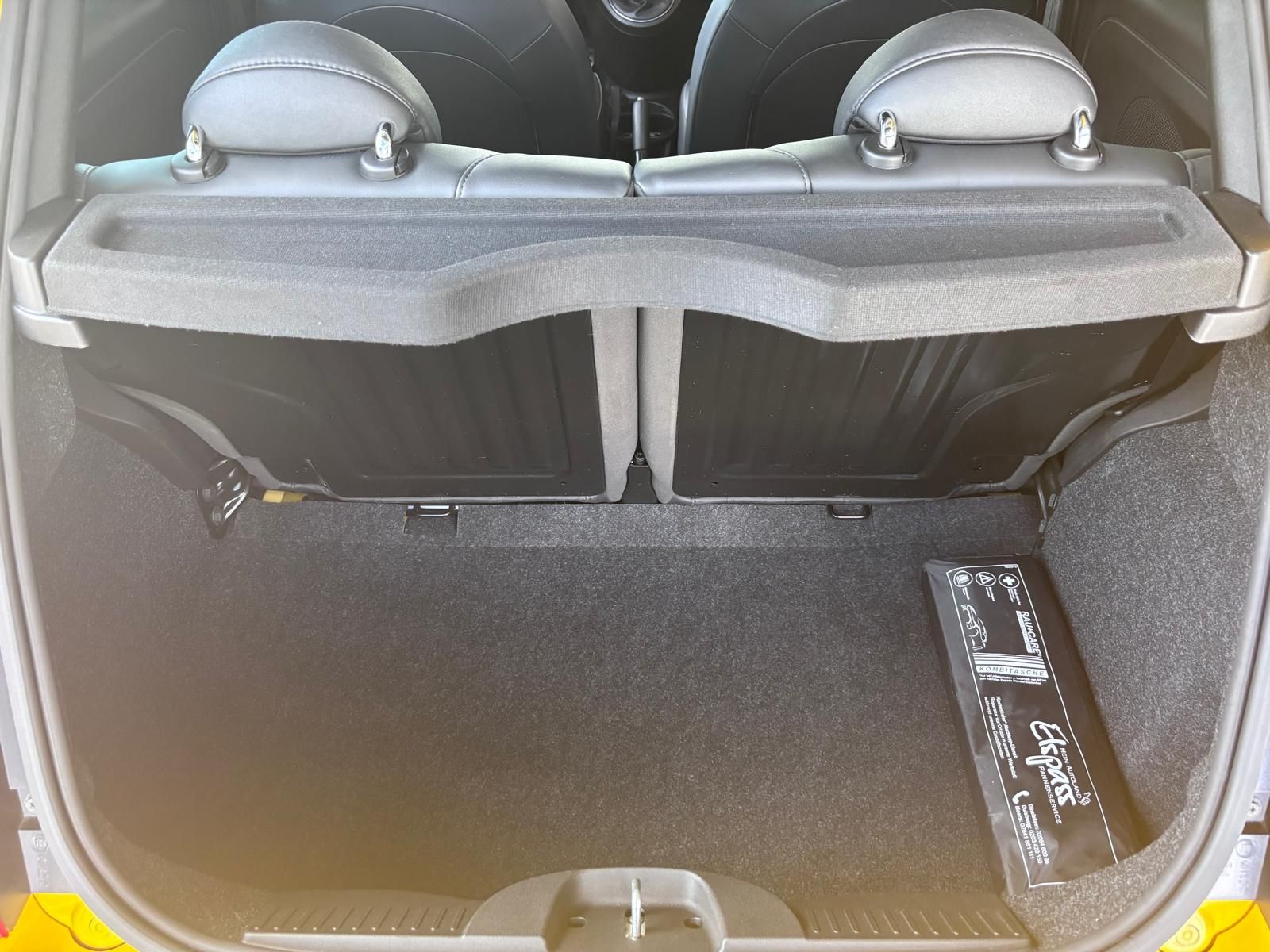 Fahrzeugabbildung Abarth 595 Pista KLIMA XENON ALU CARPLAY BEATS