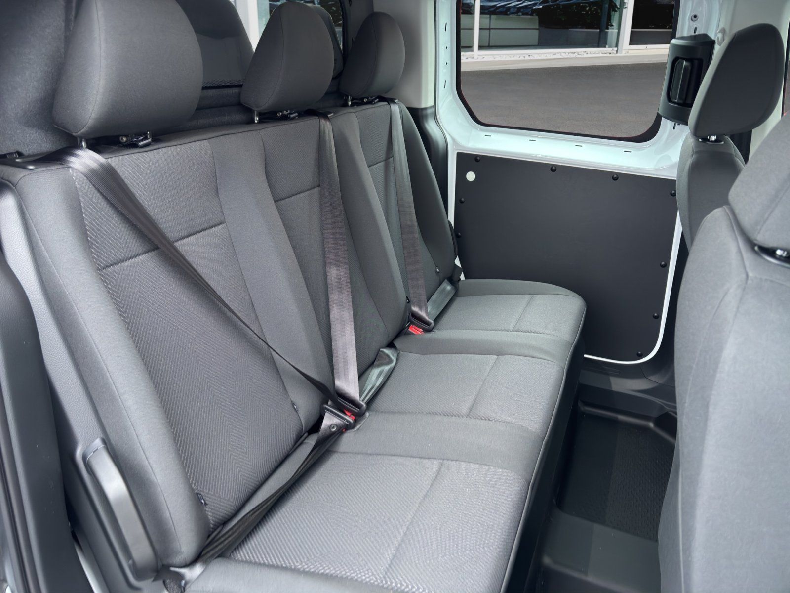 Fahrzeugabbildung Ford Transit Connect 2.0 Ecoblue Trend L1 FlexCab