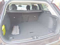 Fahrzeugabbildung Volvo V60 B4 B DKG Plus Dark