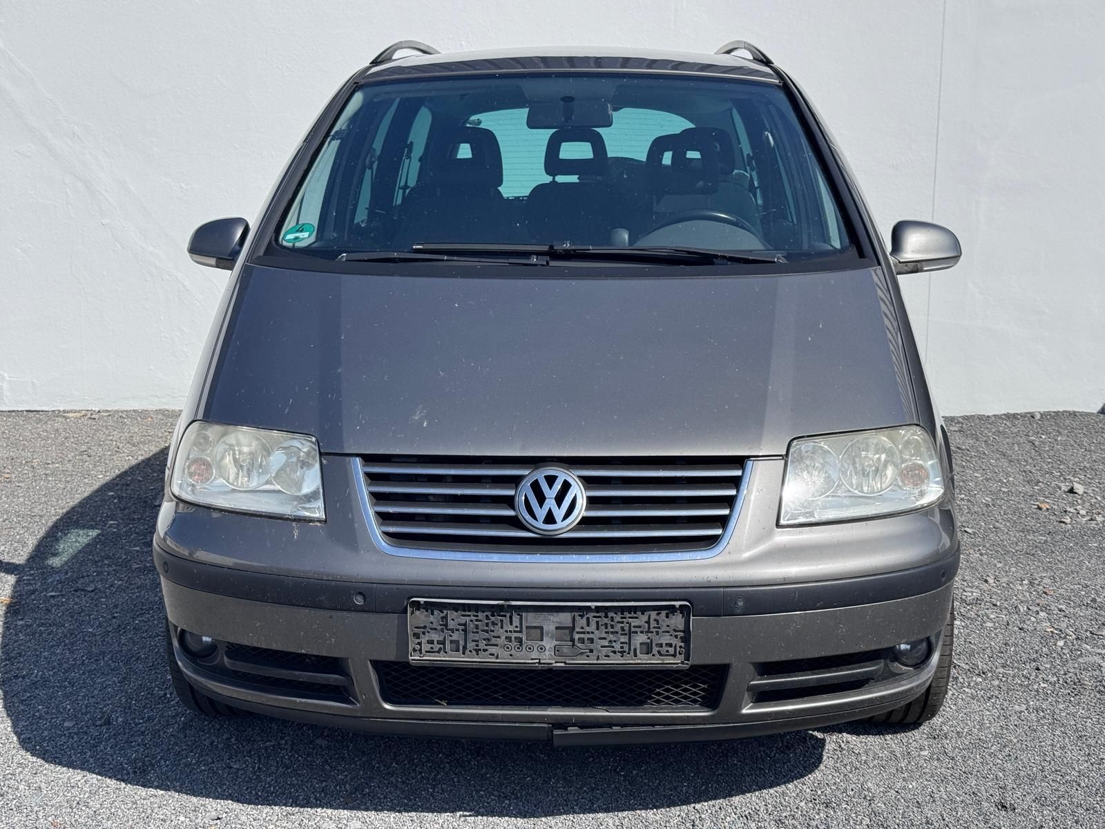 Fahrzeugabbildung Volkswagen SHARAN 1.9 TDI TRENDLINE/8xBEREIFUNG