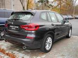 BMW X3 xDrive20i+Advantage+Fahrassistent+Rückfahrkam - BMW: F20