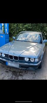 BMW 730i e32 - BMW 730: E32 730i