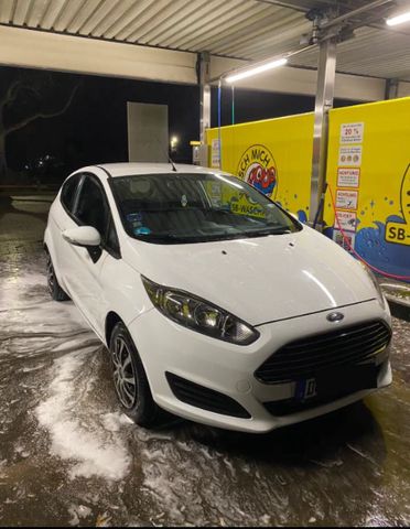 Ford Fiesta Trend Checkheft & mit Sonderau...