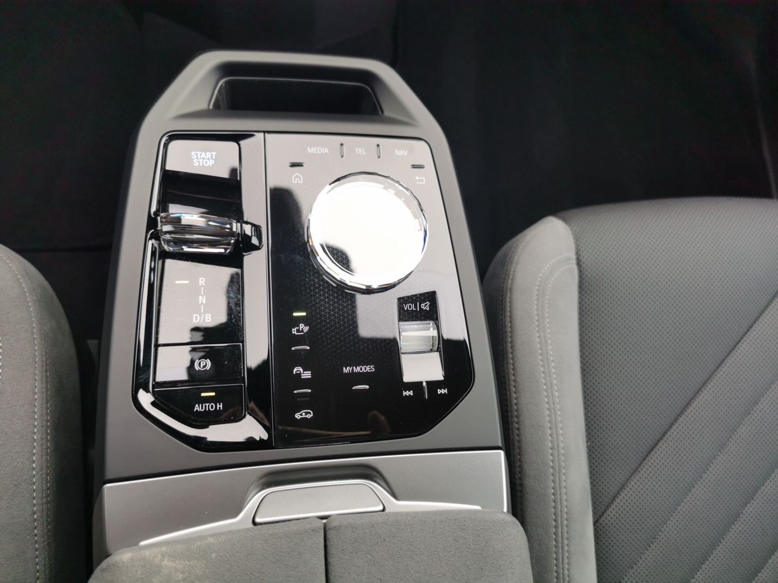 BMW iX - Bild 13