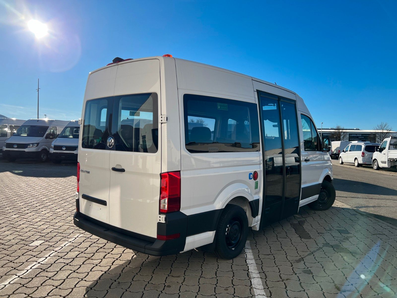 Volkswagen Crafter L3H3*MITTELNIEDERFLUR*8+1*RAMPE*WEBASTO* imagem 3