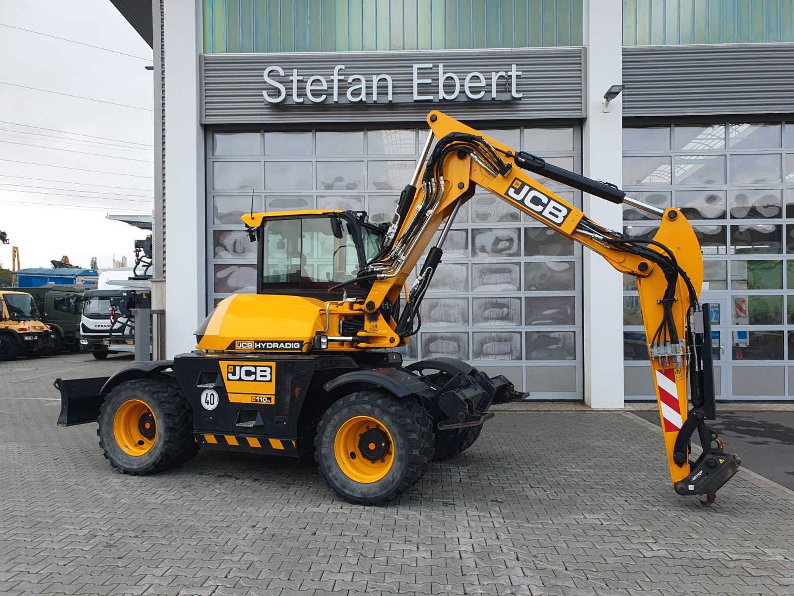 Fahrzeugabbildung JCB Hydradig 110W / Pratzen / nur 572h! / 2023