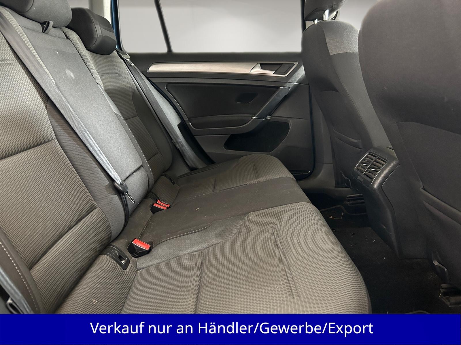 Volkswagen Golf 2015 — photo 12