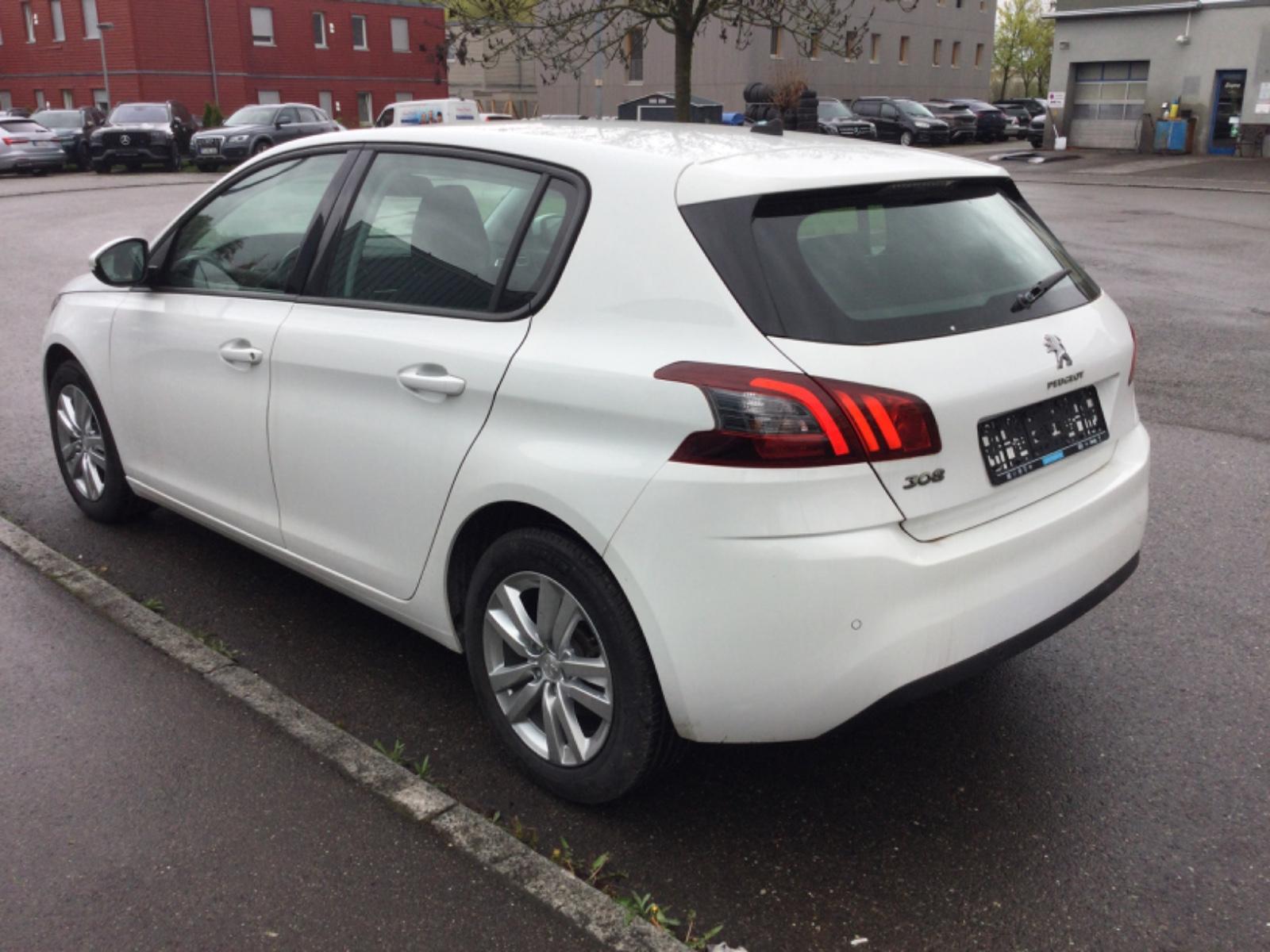 Peugeot 308 Active Pack TÜV NEU Zahnriemen neu