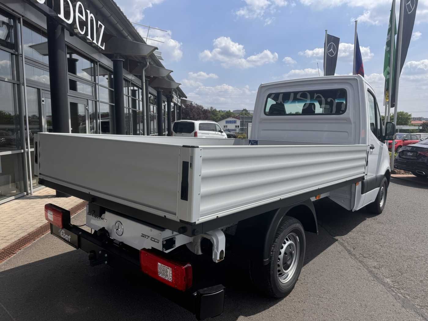 Fahrzeugabbildung Mercedes-Benz Sprinter 317 CDI 9G 3665 Klima Kamera AHK LED