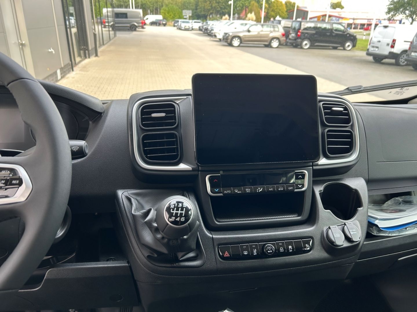 Fahrzeugabbildung Fiat Ducato H2 Kastenwagen 35 L4H2 140 Multijet Maxi