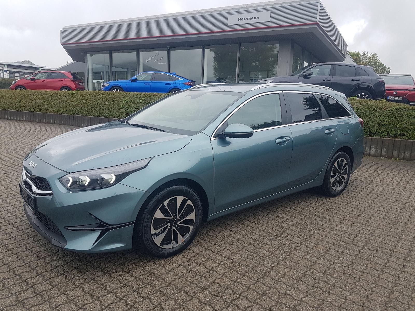 Kia Ceed SW 1.5 T-GDI NAVI CONNECT KLIMAAUT LED