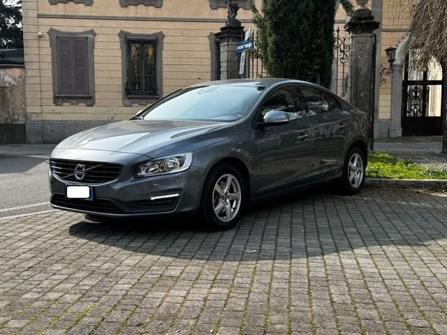 Volvo VOLVO S60 D2 Geartronic Momentum