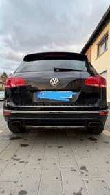 Volkswagen Touareg 3.0 V6 TDI SCR Tiptronic BMT BlueMot... - VW Touareg Gebrauchtwagen in Bonn