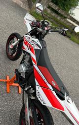 Beta 125 RR Supermoto Bj2016 - BETA VON 81 BIS 125 CCM