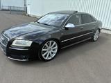 Audi S8 5.2 quattro* Exclusive*Tüv Neu*Service Neu - Audi S8 mit Benzin-Antrieb: Limousine, 5.2