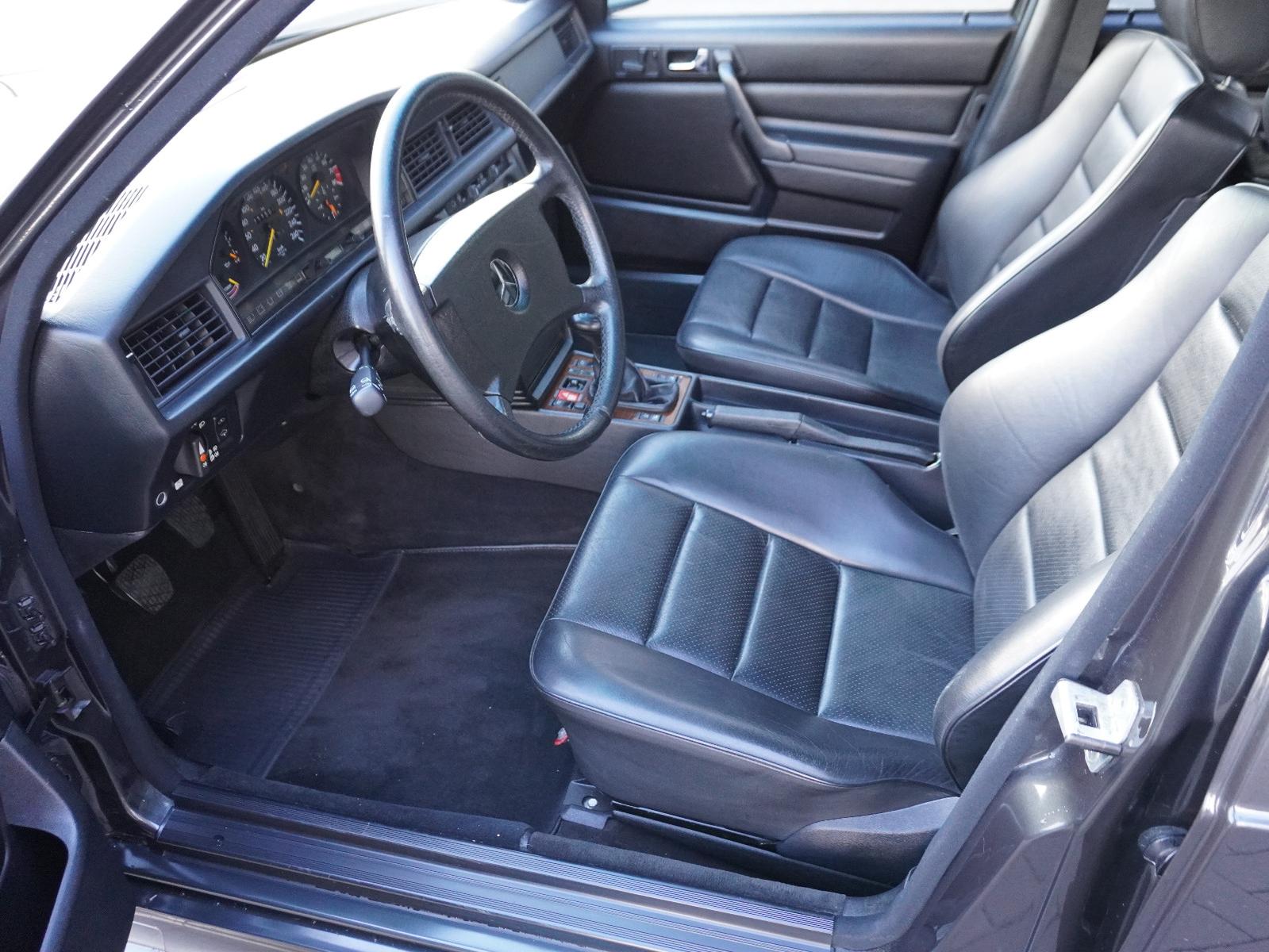 Mercedes-Benz 190 E 2,3 16 V