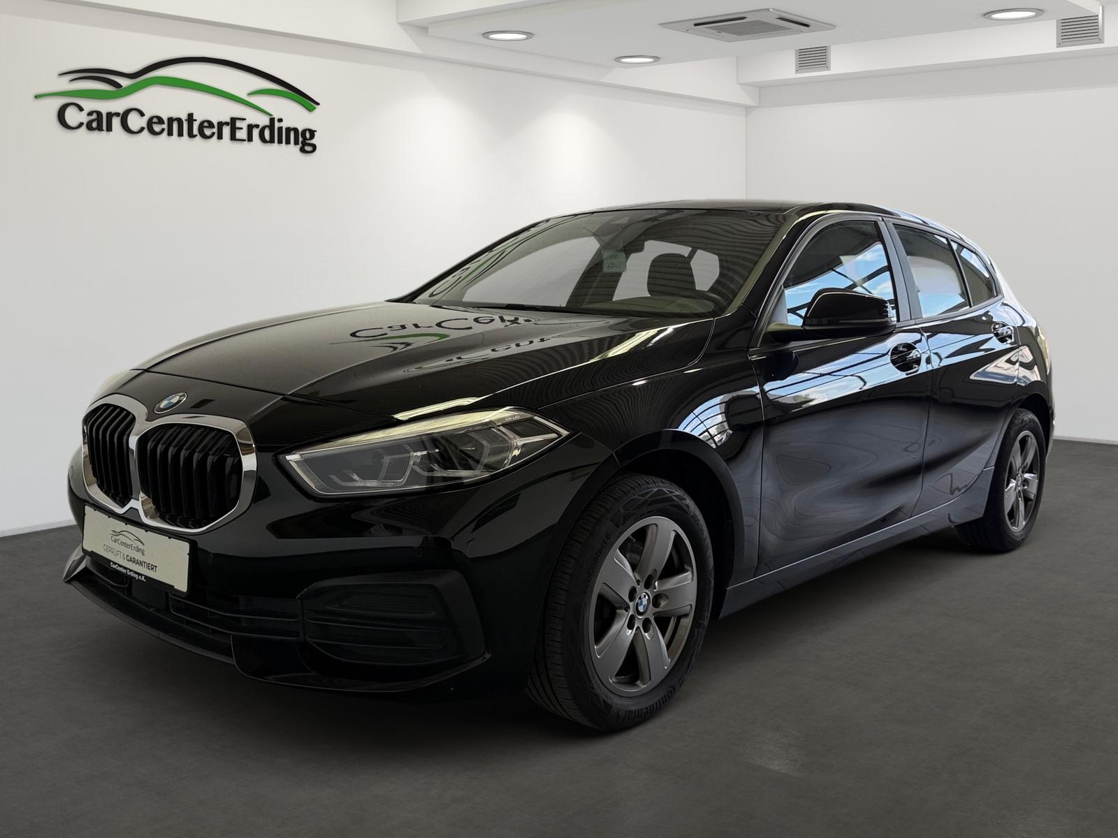 BMW 118i Limousine*LED*Navi*LiveCockpit*DAB*SHZ*PDC*