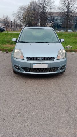 Ford Fiesta 1.2 16V 3p. Ghia