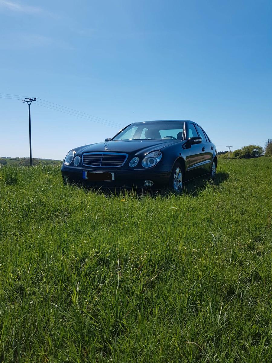 Mercedes-Benz E 220 CDI 