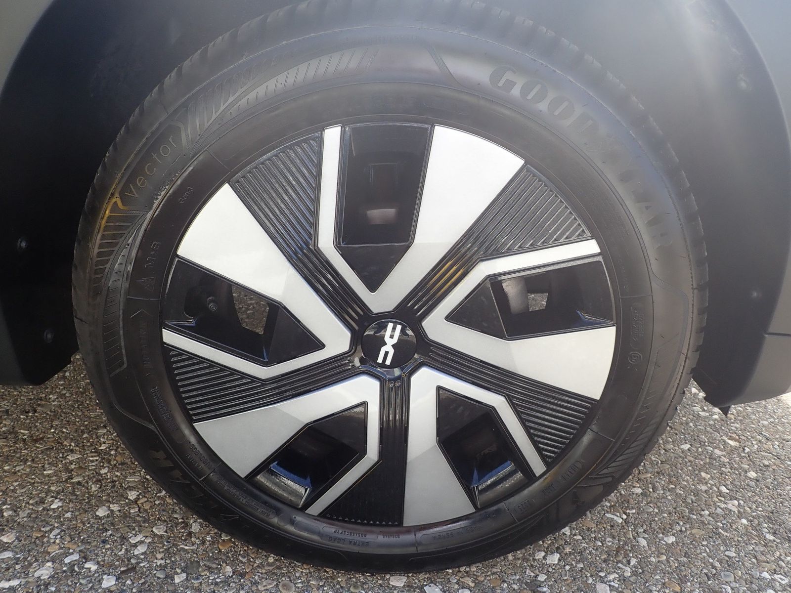 Fahrzeugabbildung Dacia Sandero Stepway Expression TCe 90
