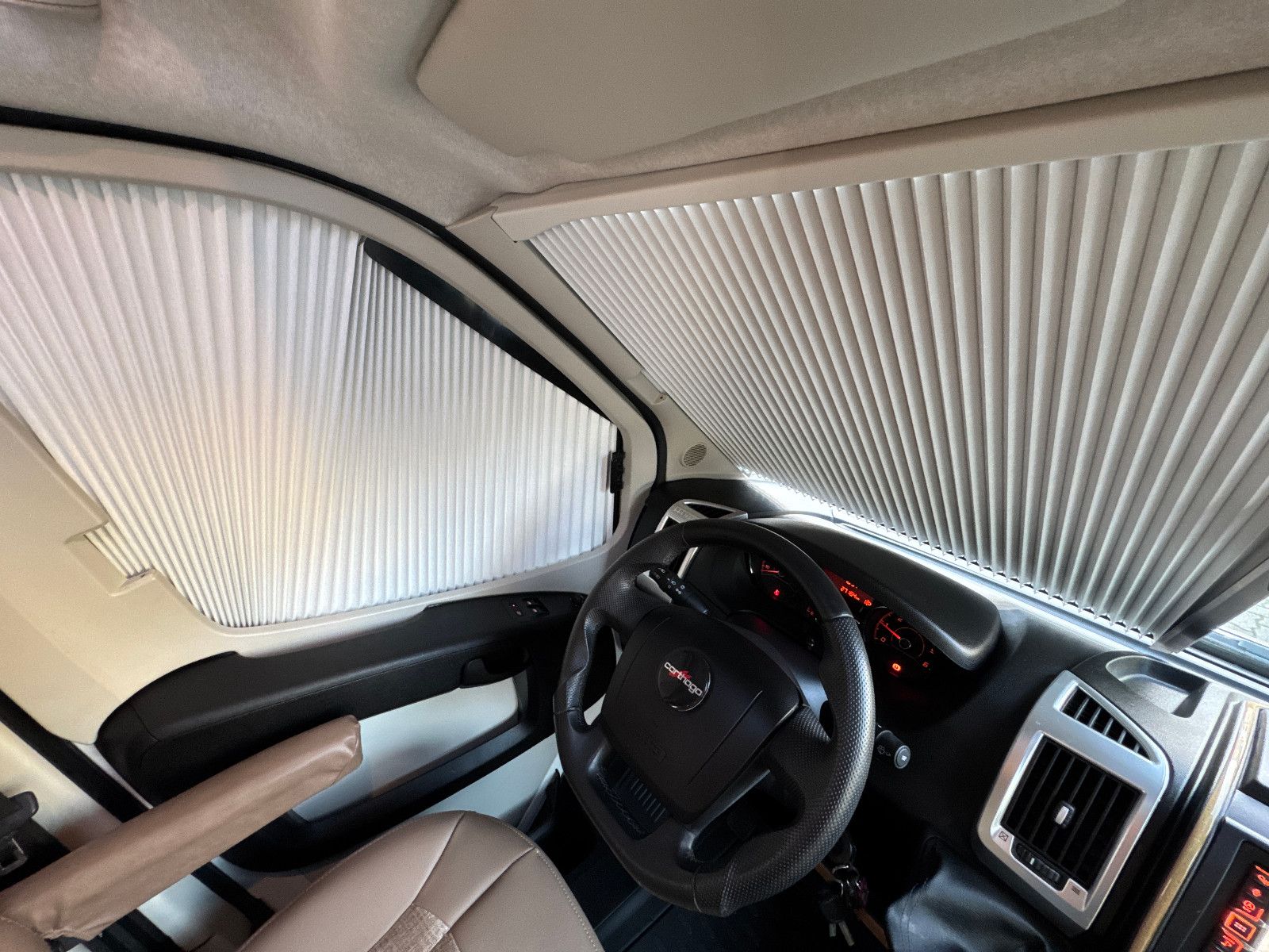Fahrzeugabbildung Carthago C-Tourer T 148 LE H SOLAR TV SAT HUBBETT KAMERA