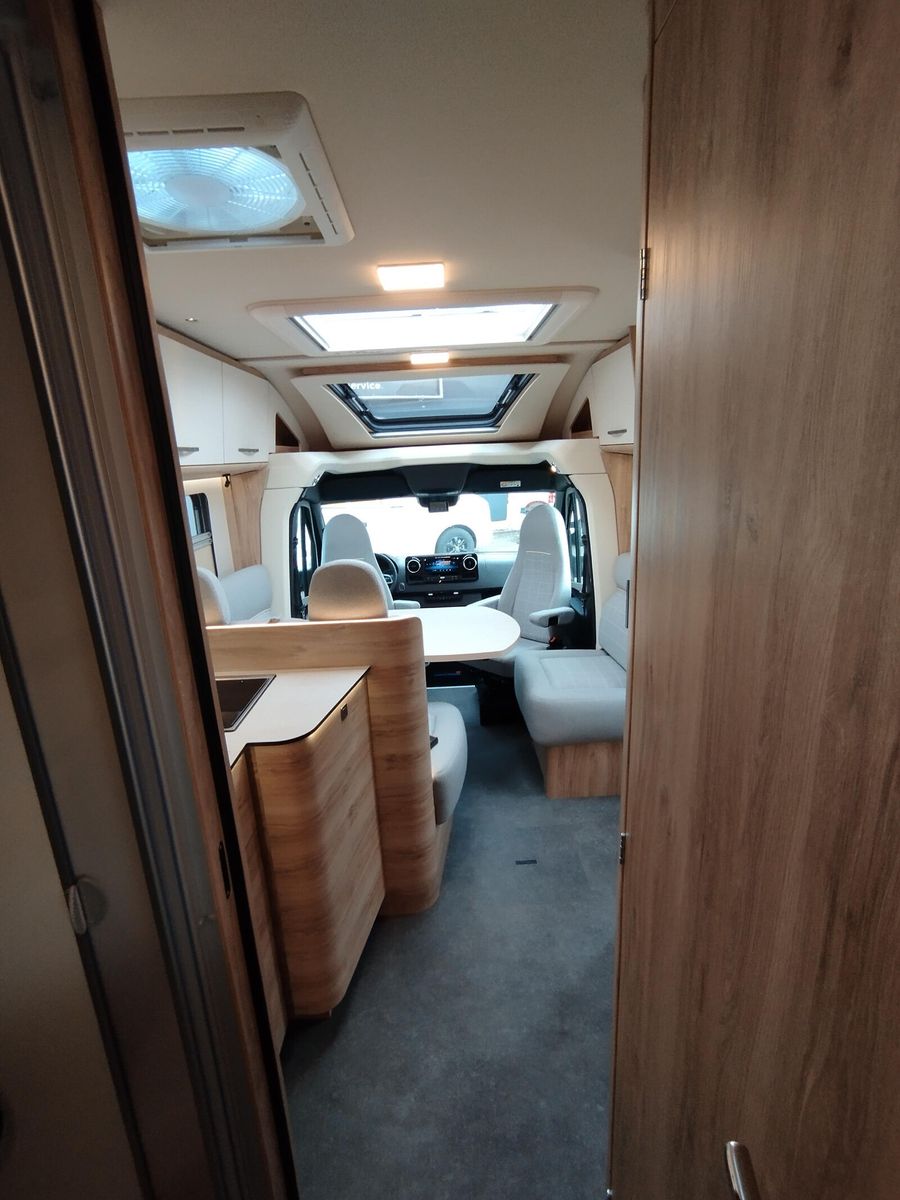 Fahrzeugabbildung Eura Mobil Profila T PT726EB Mondial-Paket, Zusatzbett