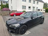 BMW 116 1 Limousine 5-trg/FACELIFT MODEL/TOPZUSTAN - BMW 1er Reihe: M