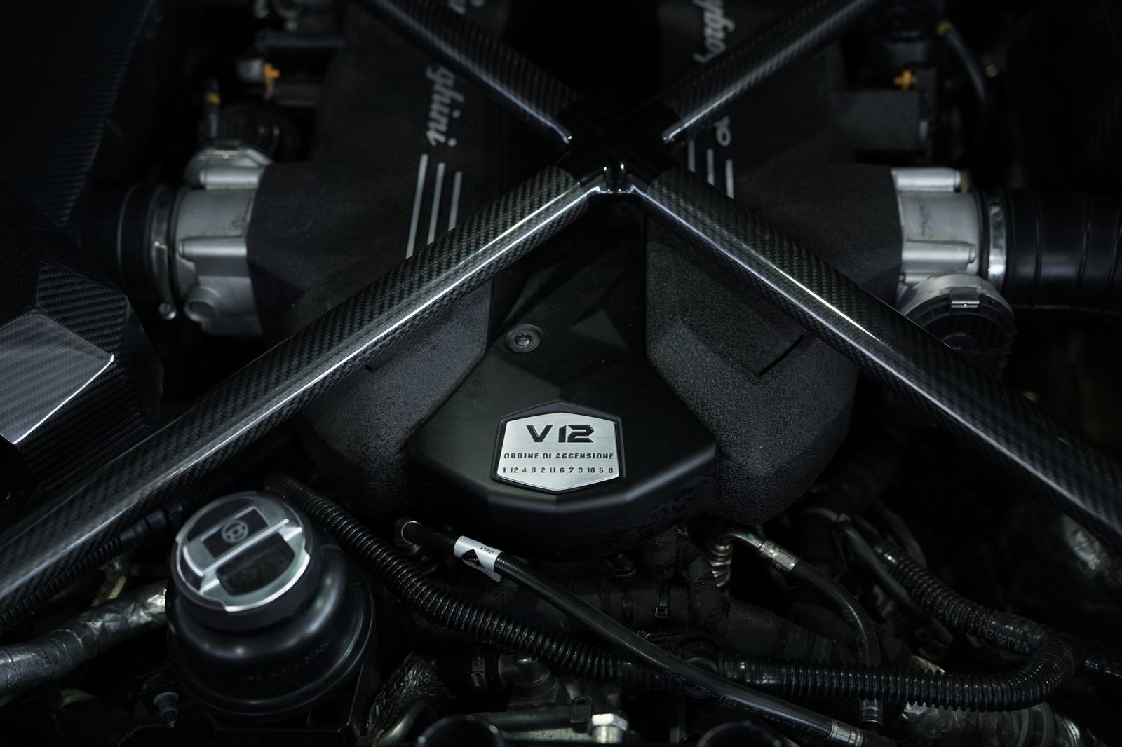 Lamborghini Aventador