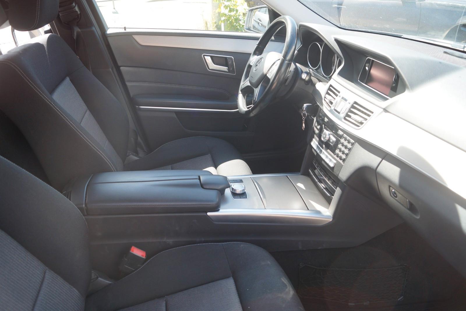 Mercedes-Benz E250 2014 — photo 16