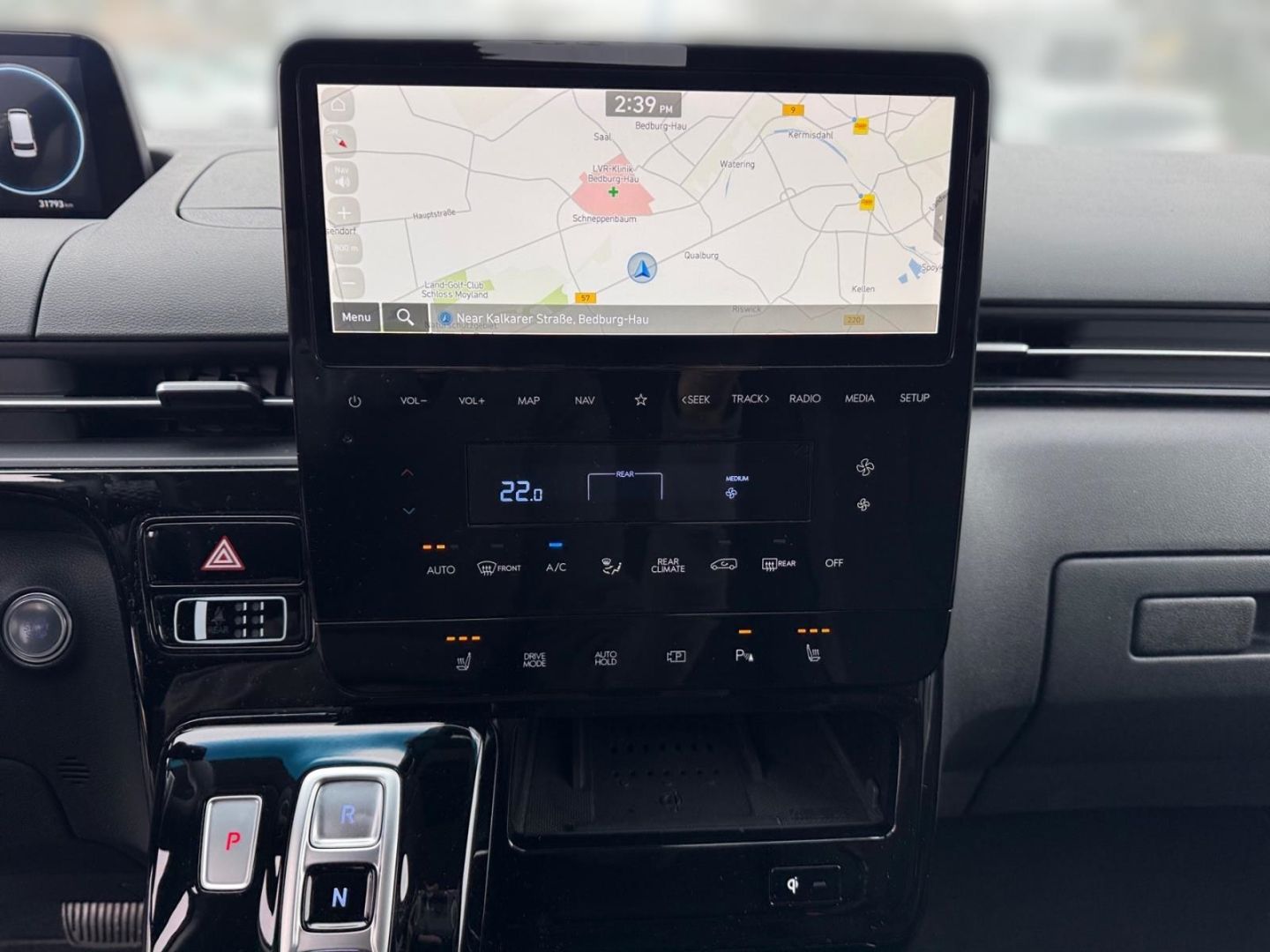 Fahrzeugabbildung Hyundai STARIA Trend 2.2 CRDi 9-SITZER+360°CAM+LED+ACAA