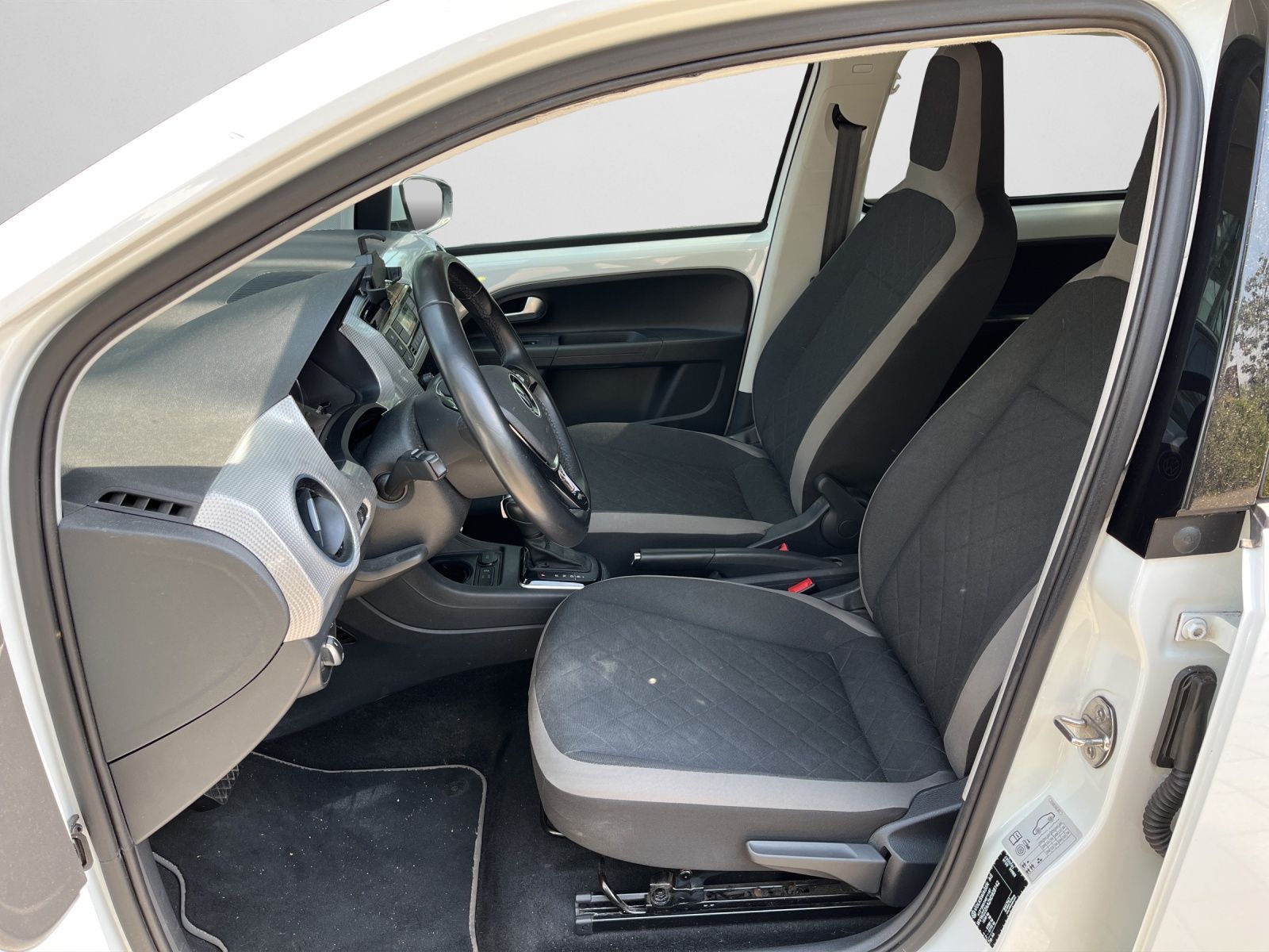 Volkswagen e-up! - Bild 12