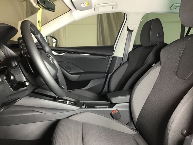 Fahrzeugabbildung Skoda Octavia Combi 1.5 TSI Selection DSG/Navi/RFK/ACC