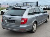 Skoda Superb Combi Ambition 2.0TDI /NAVI/EURO-5/PDC/ - Skoda Superb: 2.5