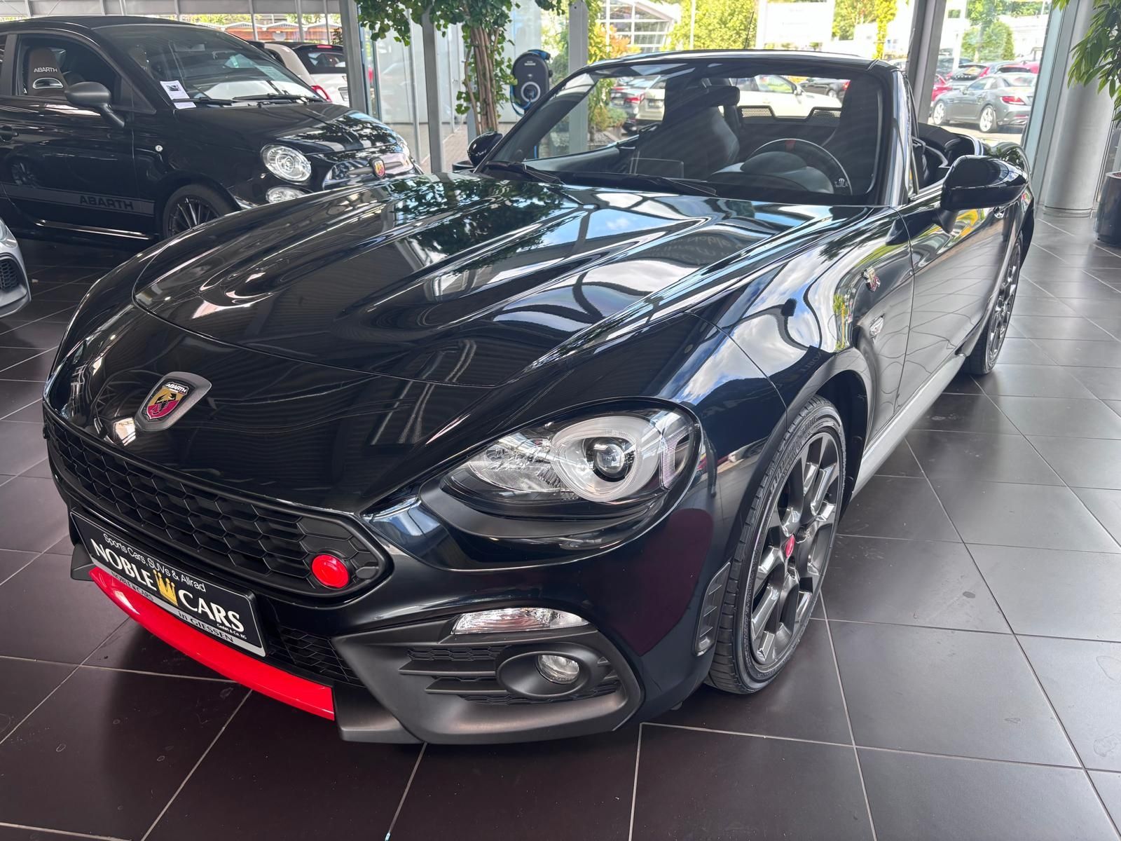 Fahrzeugabbildung Abarth 124 Spider  Navi KLIMA LEDER ALU Sitzheizung