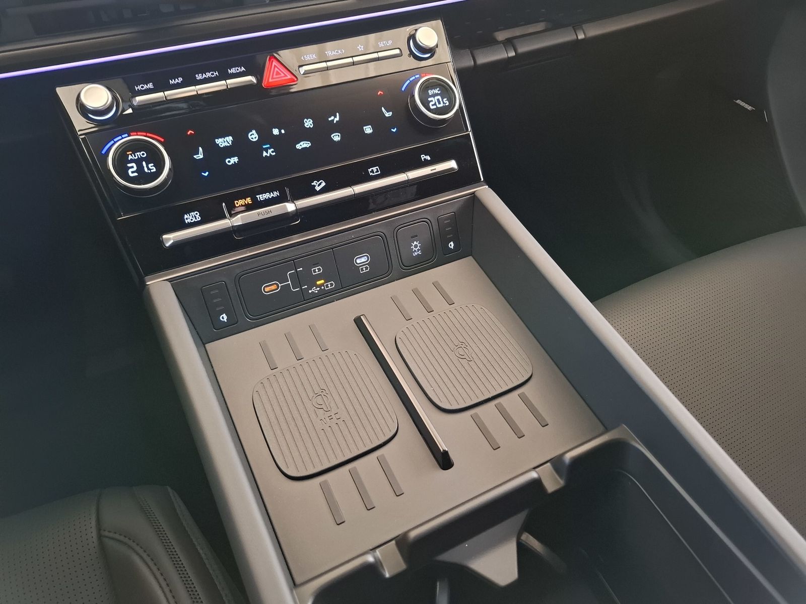 Hyundai SANTA FE - Bild 32