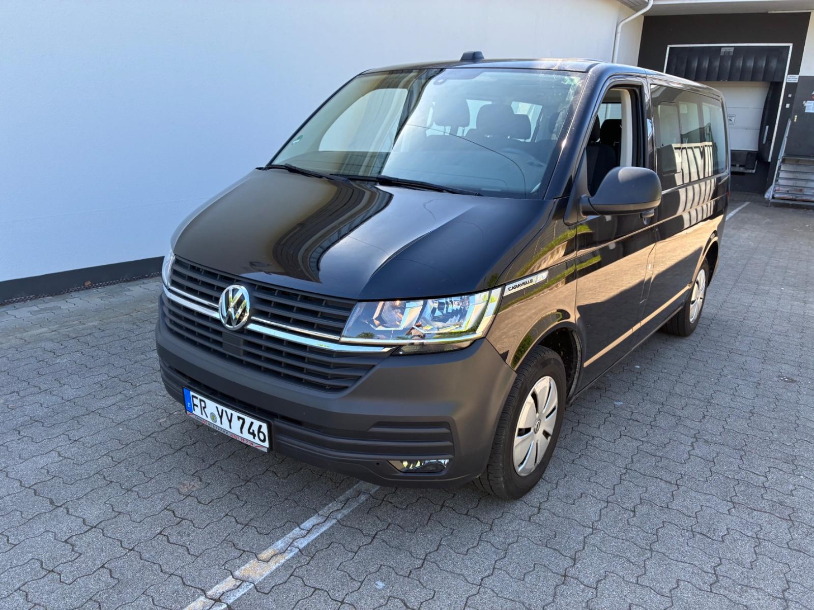 Volkswagen Caravelle Trendline FWD 9 Sitzer