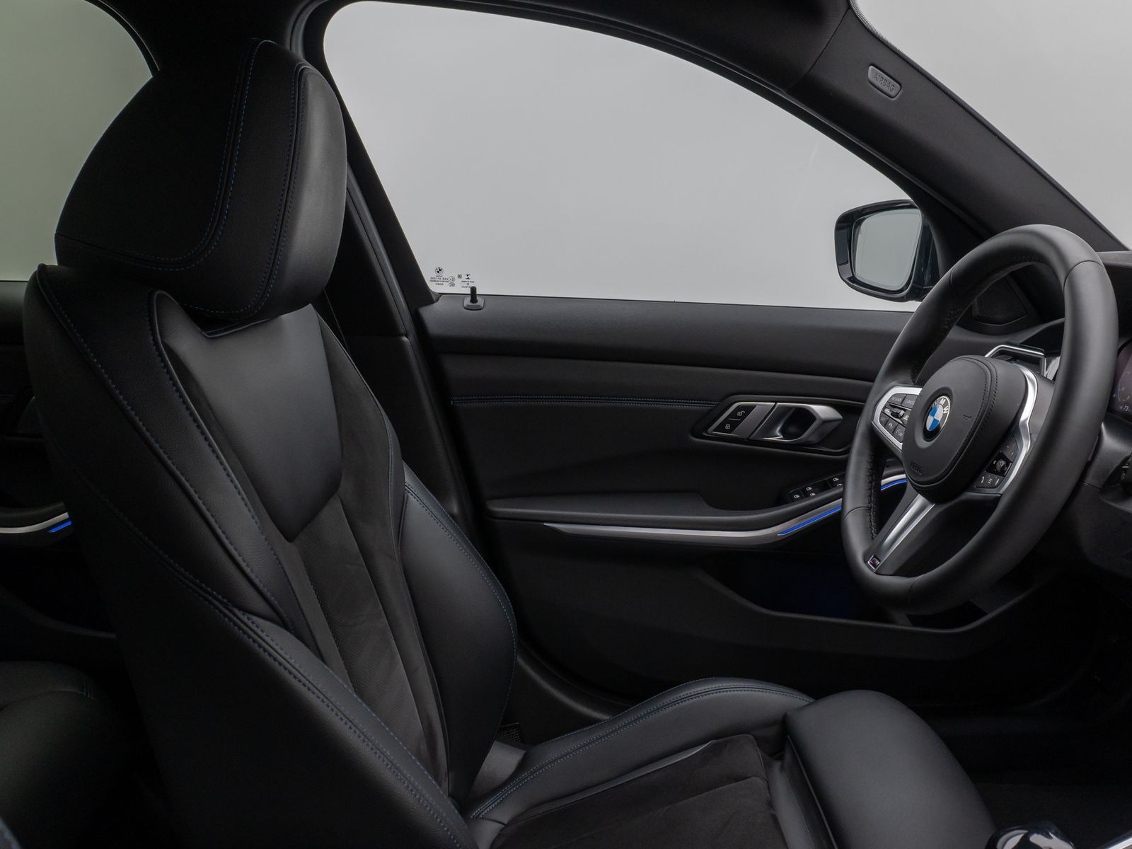 Fahrzeugabbildung BMW 330i xD M Sport Kamer DAB HiFi Stop&Go Alarm 19"