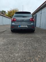 Volkswagen Golf V R32 - Volkswagen: R32