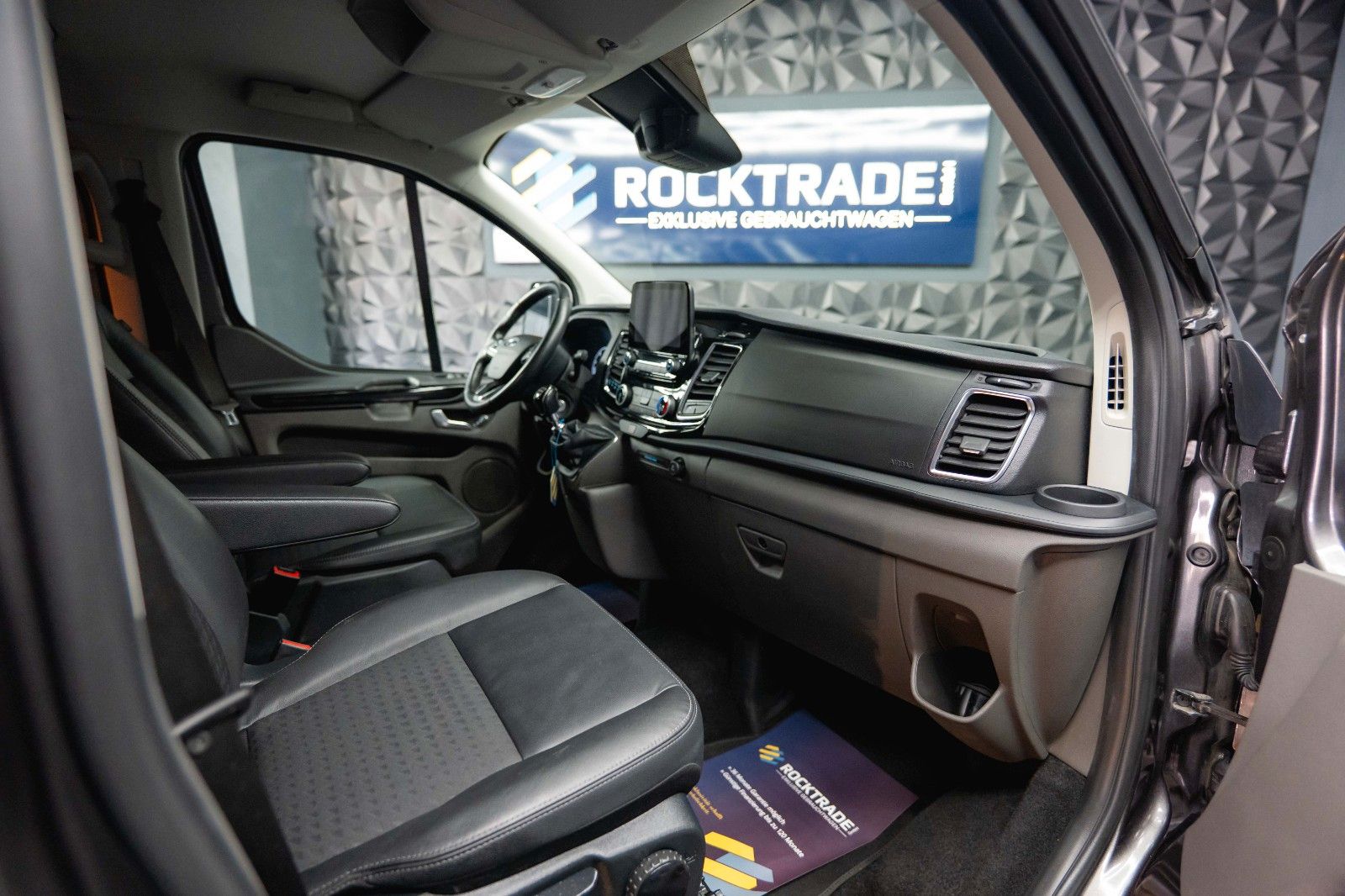 Fahrzeugabbildung Ford Transit Custom Kombi 320 L1 Mixto Sport *LED*19%