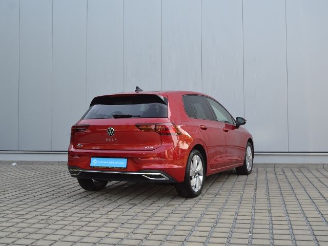 Golf VIII 1.5 eTSI 150 PS DSG Active AHK/STAND-H