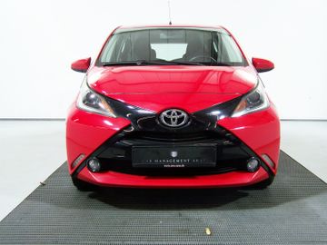 Toyota Aygo (X) - 2