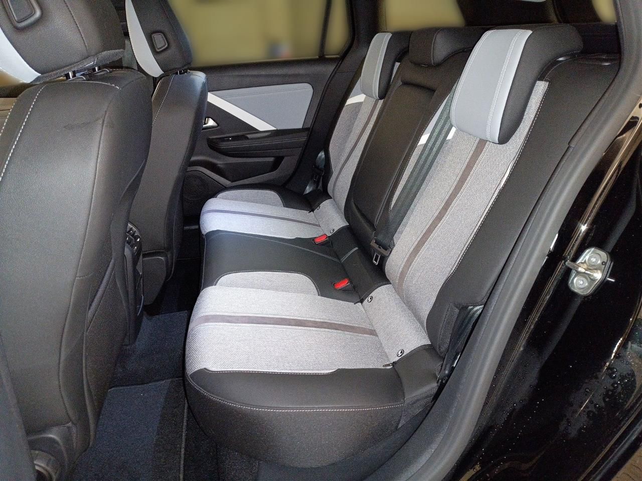 Fahrzeugabbildung Opel Astra L ST AT Hybrid// Navi, KlimaAT, Keyless, S