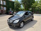 Mercedes-Benz B 200 nur48 tkm vom Rentner sehr Gepflegt selten - Mercedes-Benz: Sel