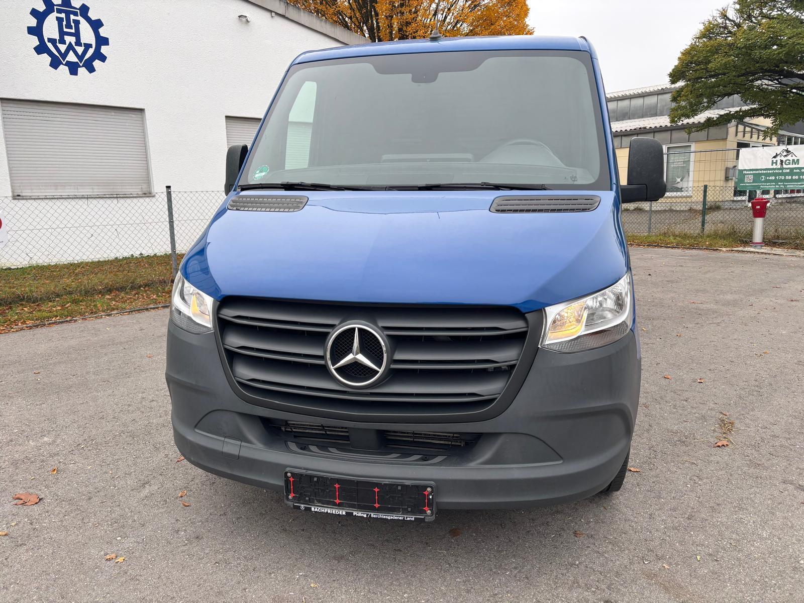Mercedes-Benz Sprinter III FWD 211 L2H1 DAB/Leder/AHK/NAV/SHZ